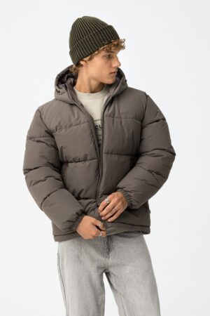 1759940744 82495b38bc2f194bdae50a9cee88b6e7 (Copy)