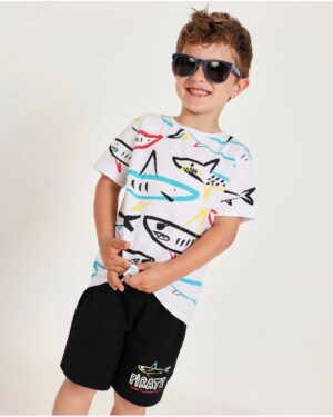 boys knit set with shark design (Copy)